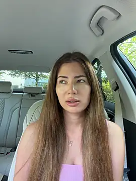 clairewntr online show from June 20, 2026, 4:43 pm