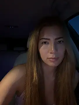 clairewntr online show from July 4, 2026, 8:26 pm