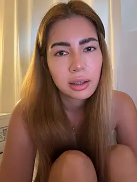 clairewntr online show from July 30, 2026, 6:18 pm