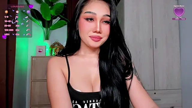 Icon1c LiLy online show from May 26, 2026, 7:43 pm