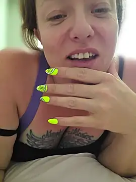 julimonroe online show from July 22, 2026, 6:11 pm
