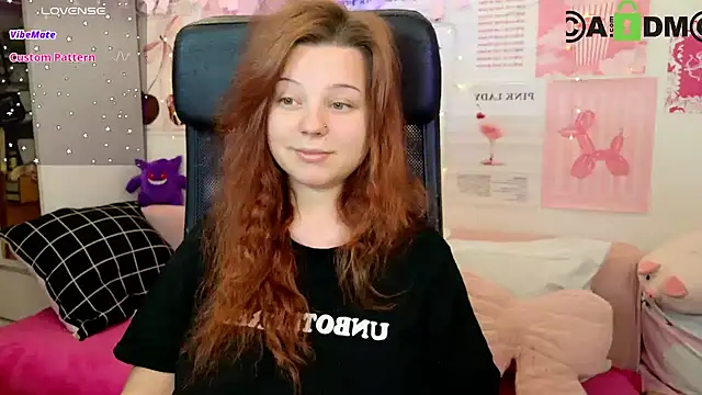 StellaMilla online show from July 17, 2026, 1:45 am