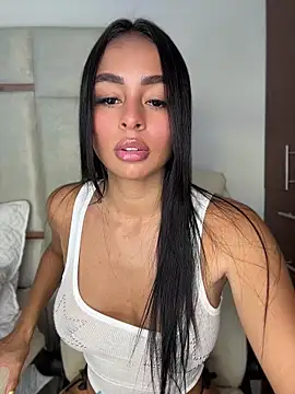Alisssonferl online show from July 24, 2026, 5:55 pm