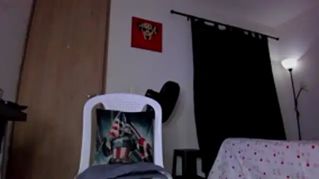 Cloudy pigDude online show from May 20, 2026, 4:51 am