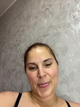 Ellis Foxy online show from August 4, 2026, 8:22 pm