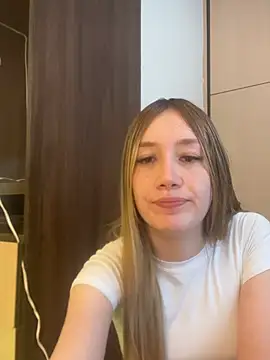 horny  molly  online show from June 27, 2026, 4:34 pm