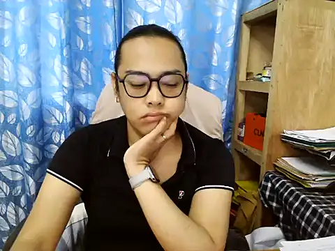 Your PrettyGirlxxx online show from July 24, 2026, 1:03 am