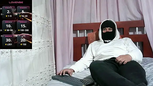 camilovaron online show from June 26, 2026, 12:15 am
