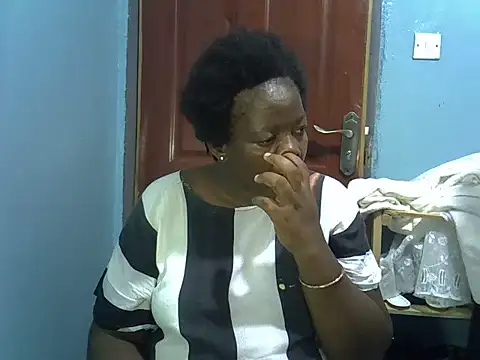 Snapshot of Ebonyceline chatting on July 31, 2026, 6:51 pm Ebonyceline online show from July 31, 2026, 6:51 pm