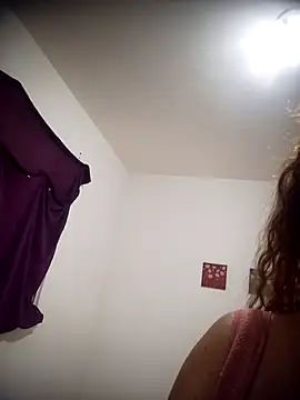 CASADASIGILO2 online show from July 7, 2026, 9:52 pm