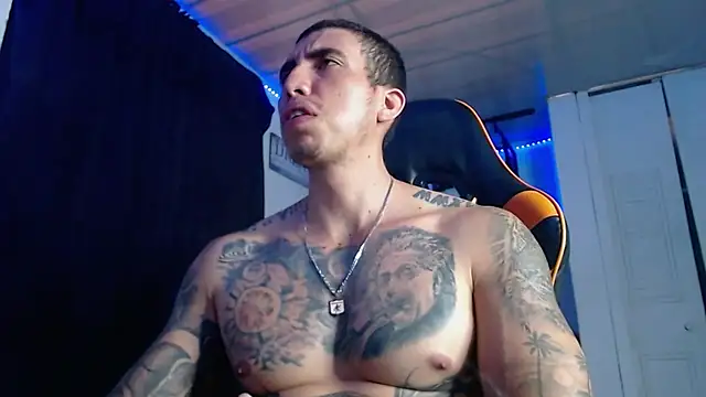 Adam Hudsond online show from June 3, 2026, 9:42 pm