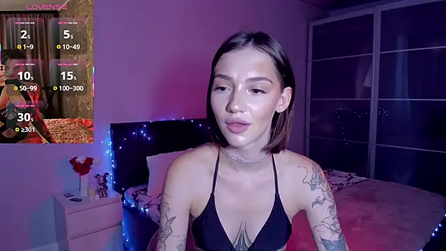 SophieCatty online show from July 1, 2026, 11:34 am