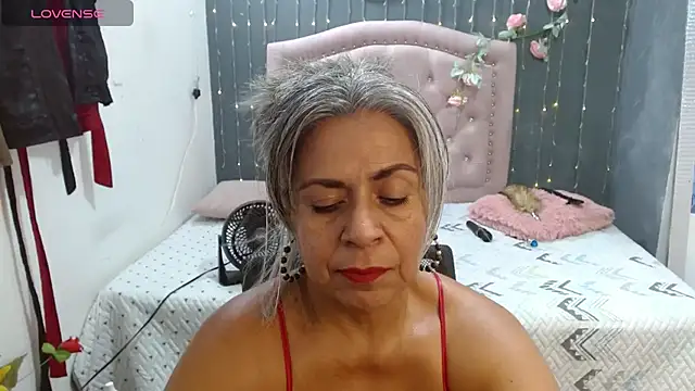 Snapshot of lalisha_96 chatting on July 30, 2026, 10:42 pm lalisha 96 online show from July 30, 2026, 10:42 pm