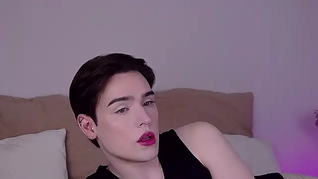 RobbyCharming online show from July 18, 2026, 9:13 am