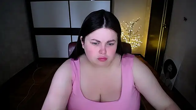 Emily Mo online show from July 9, 2026, 6:28 am
