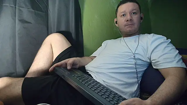 sweet cock28 online show from July 23, 2026, 2:31 am