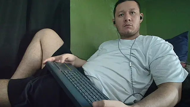 sweet cock28 online show from July 24, 2026, 3:10 pm