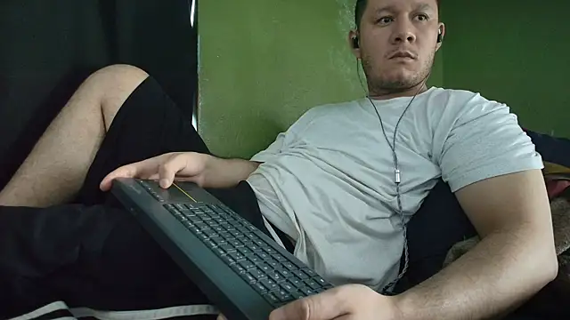sweet cock28 online show from July 25, 2026, 3:42 pm