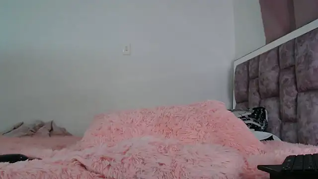 Snapshot of dolcemacca chatting on July 2, 2026, 3:23 am dolcemacca online show from July 2, 2026, 3:23 am