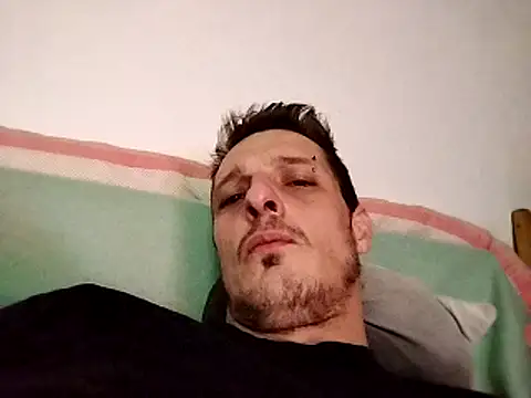 Cuple1 online show from March 5, 2025, 9:37 pm