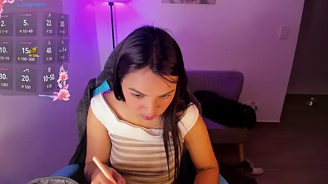 Miss Nicole online show from May 24, 2026, 6:35 pm
