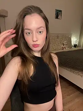 malyshhka online show from May 9, 2026, 10:37 pm