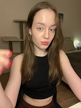 malyshhka online show from July 5, 2026, 9:44 pm