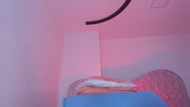 naomi kyse online show from June 22, 2026, 3:25 am