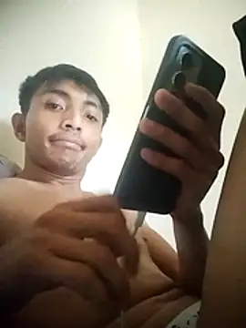 nazirul363108 online show from May 20, 2026, 5:46 am