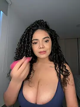 Mariecurl online show from July 19, 2026, 10:57 pm