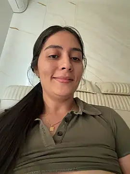 Sophie  Foxxx online show from July 23, 2026, 9:13 pm