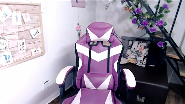 samantha baby  online show from July 22, 2026, 5:49 pm