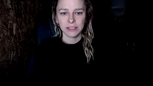 Snapshot of las_sweet chatting on December 16, 2025, 12:32 pm las sweet online show from December 16, 2025, 12:32 pm