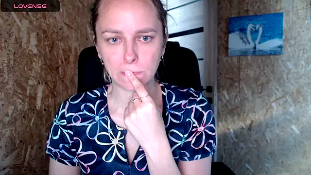 Snapshot of las_sweet chatting on June 25, 2026, 2:43 pm las sweet online show from June 25, 2026, 2:43 pm