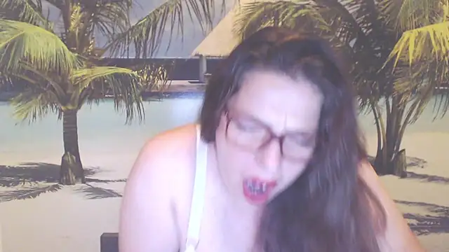 Queen  Natasha online show from August 6, 2026, 8:11 pm