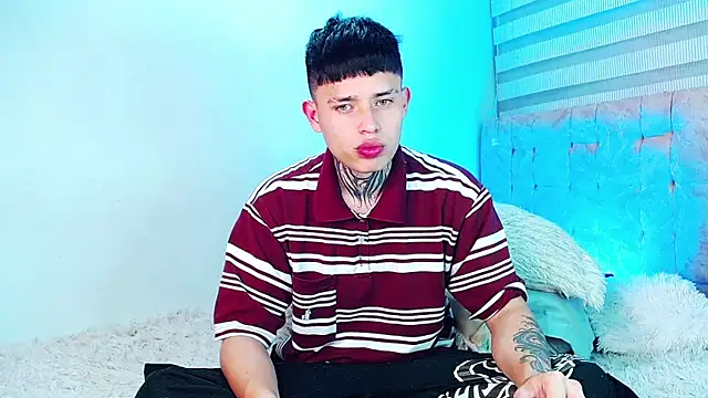  justinmoon2 online show from July 25, 2026, 4:54 am