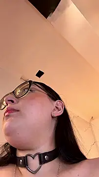 NiickyJones online show from July 27, 2026, 1:34 am