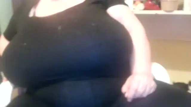 Snapshot of Nataliesbestjuggs chatting on July 14, 2026, 11:54 pm Nataliesbestjuggs online show from July 14, 2026, 11:54 pm