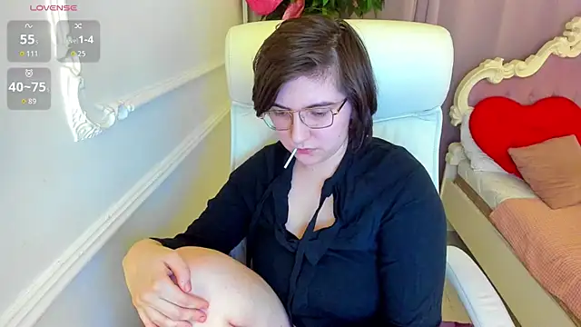 Lily Marlin online show from May 8, 2026, 8:25 pm