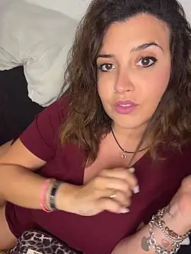 Novababy18 online show from June 28, 2026, 9:43 pm
