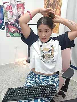 nammy  dirtyhott online show from June 9, 2026, 2:06 pm