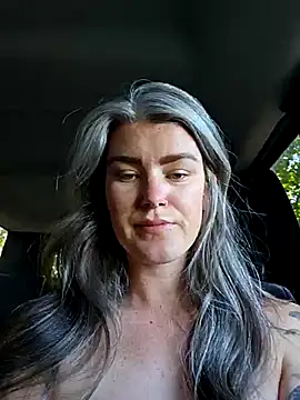 Lilmissvyx online show from July 9, 2026, 2:21 pm