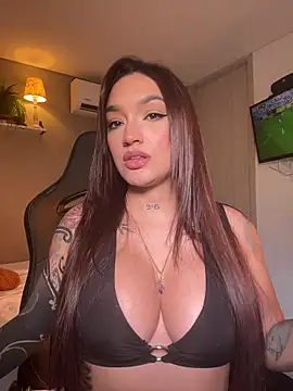 DaniDusan  online show from July 19, 2026, 7:17 pm