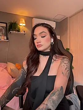 DaniDusan  online show from August 3, 2026, 7:17 pm