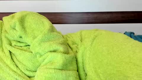 00ingrid00 online show from January 14, 2025, 5:12 pm