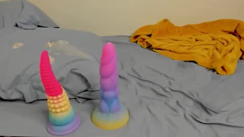 00ingrid00 online show from February 3, 2026, 11:43 pm