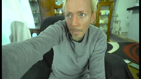 jeff online show from January 1, 2025, 12:44 pm