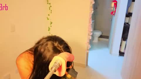 Steven  e online show from November 17, 2025, 2:28 am