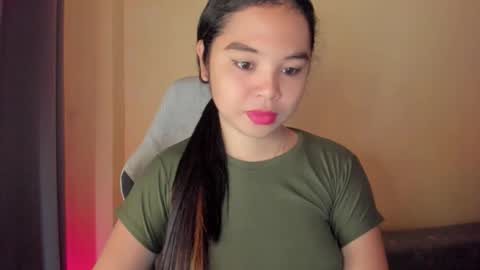 0wwlo0k online show from October 6, 2025, 4:10 am