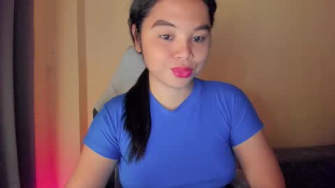 0wwlo0k online show from October 16, 2025, 5:30 am